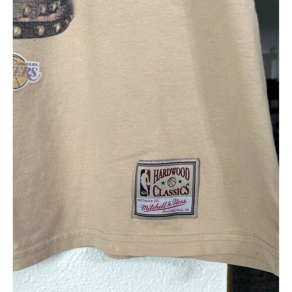 Mitchell & Ness Hardwood Classics Los Angeles Lakers XL T-Shirt Nostalgia Co. - Picture 3 of 8